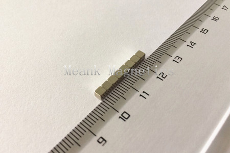 Imán cúbico de neodimio miniatura 3x3mm